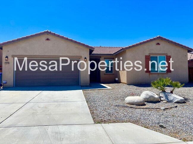 Building Photo - 14312 Sierra Grande St