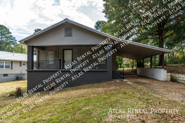 Primary Photo - 3737 Main St