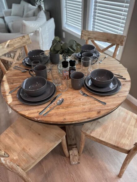 Building Photo - 301 Portsmouth Ave