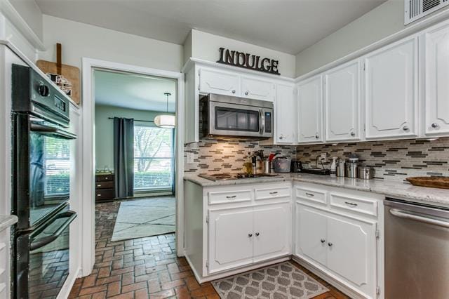 Building Photo - 7760 Dentcrest Dr
