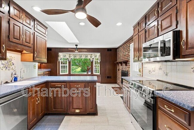 Building Photo - 4216 Worcester Dr