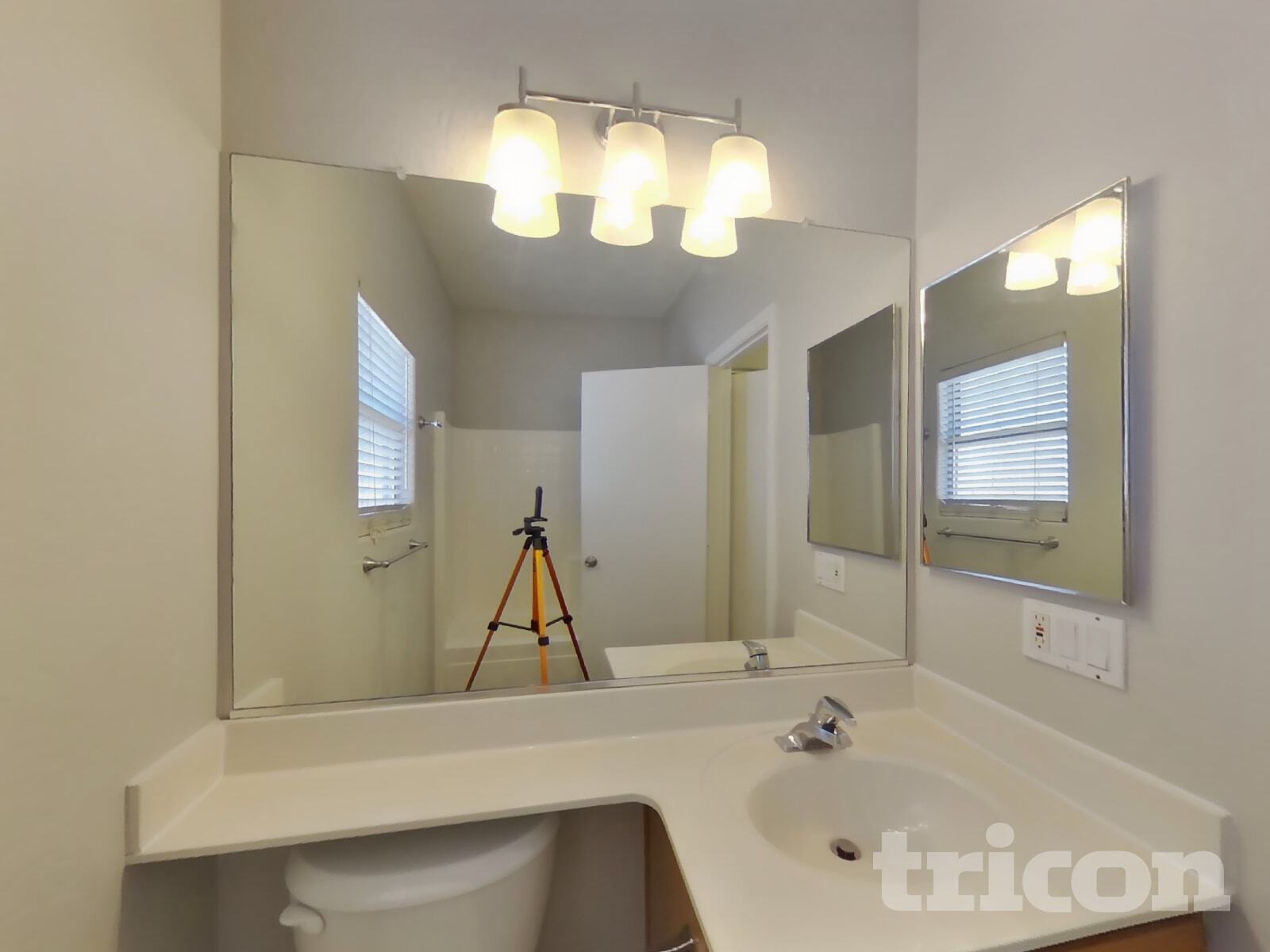 Building Photo - 8418 W Sonora St