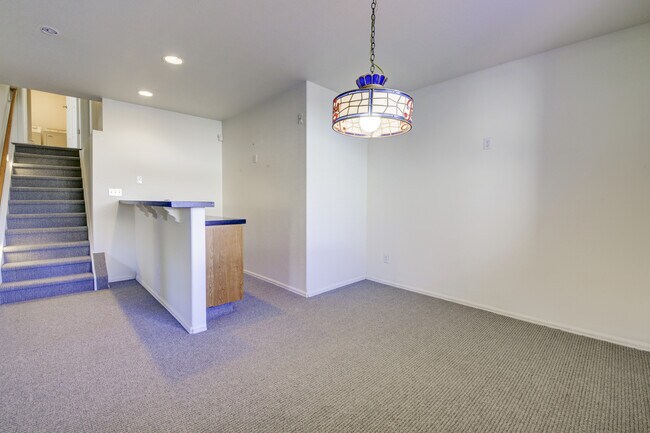 Building Photo - Beautiful Home for Rent at The Meadows in ...