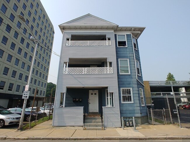 Building Photo - 76 Townsend St
