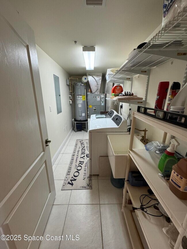 Building Photo - 4955 Dixie Hwy NE