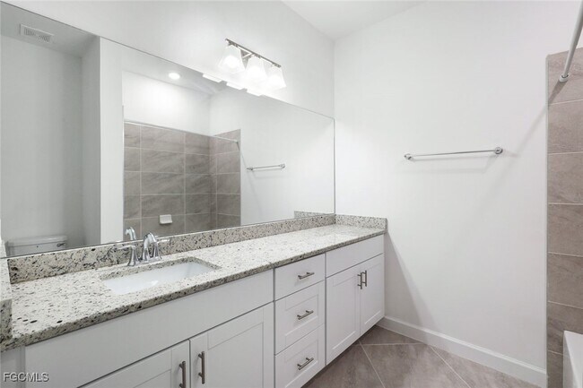 Building Photo - 14207 Pine Lodge Ln