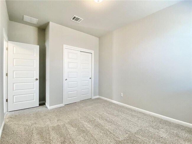 Building Photo - 1509 Longhorn Ranch Dr