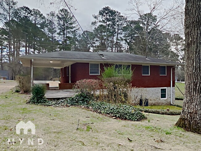 Building Photo - 2665 County Line Rd SW