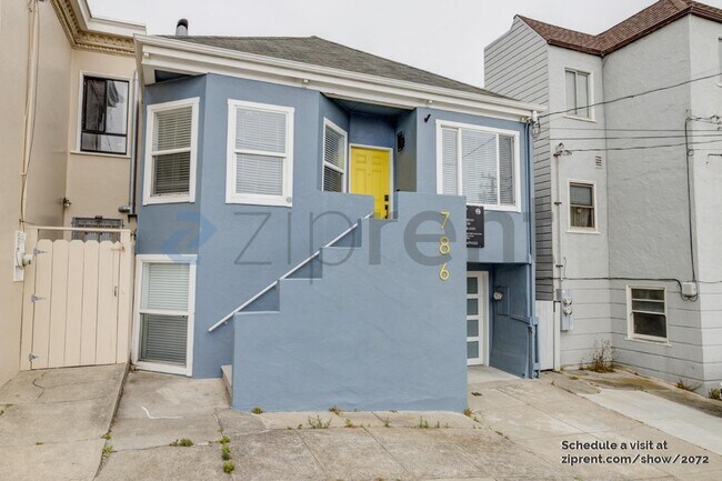 Building Photo - 786 42nd Ave