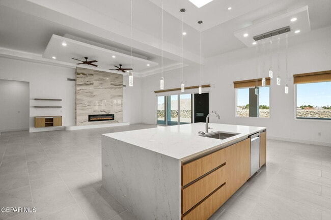 Building Photo - 11337 Ardelle Ave