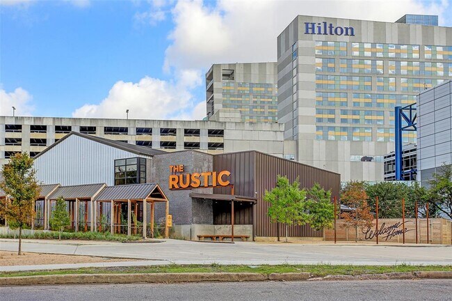 Building Photo - 1120 Texas St