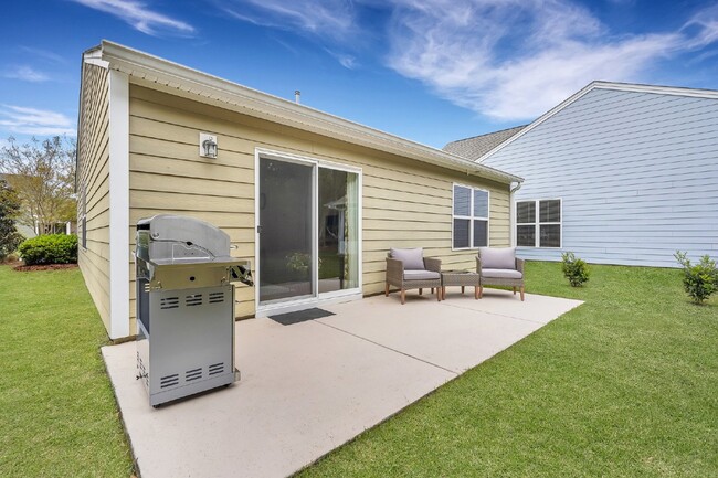 Building Photo - "Charming 2 Bed, 2 Bath Rental Home in Sun City, SC - Don't Miss Out!"