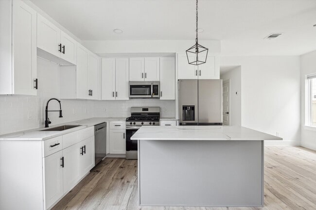 Building Photo - 4131 Mallow St