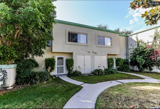 Building Photo - 18530 Mayall St