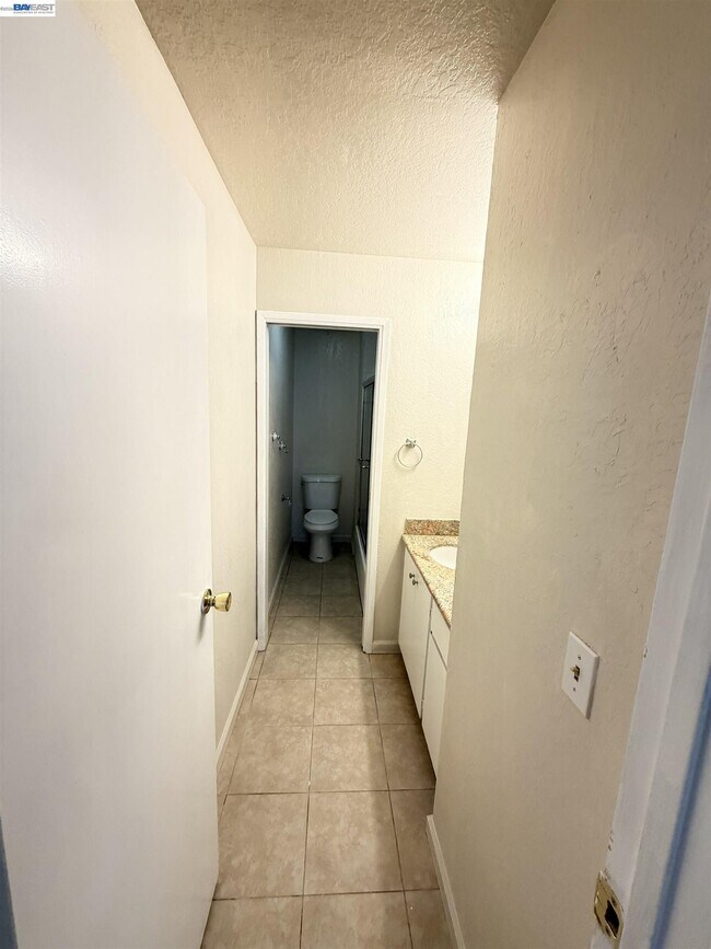 Building Photo - 1391 Monument Blvd