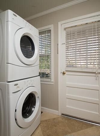 Building Photo - 1016 Edgewood Blvd