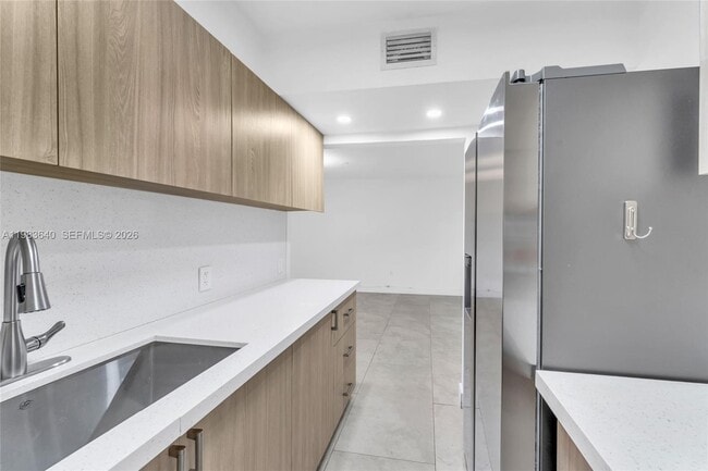 Building Photo - 1251 NE 108th St