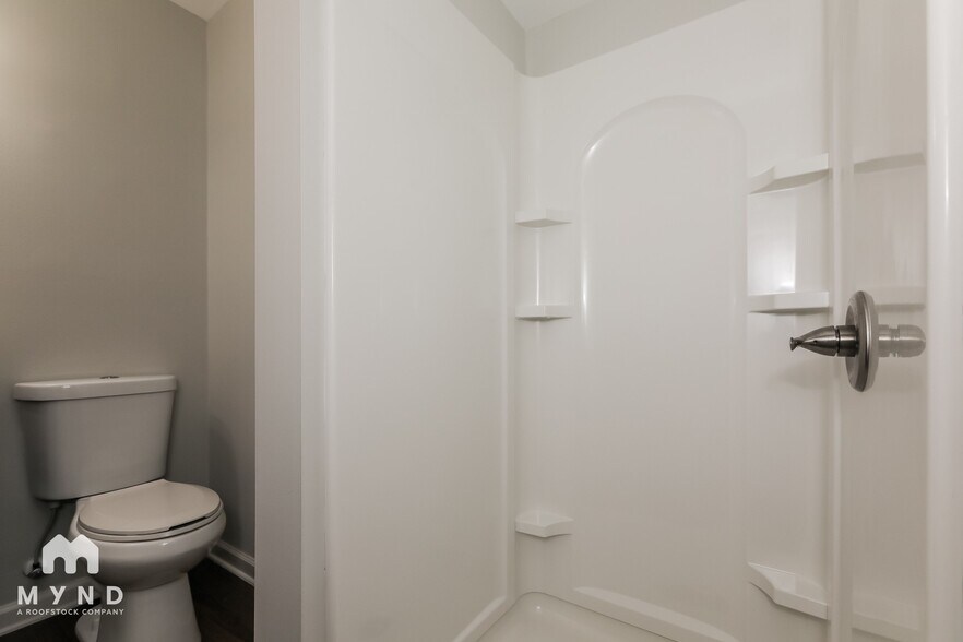 Building Photo - 4726 Dawnwood Dr