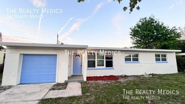 Primary Photo - Available NOW! Charming Fully Renovated Ho...