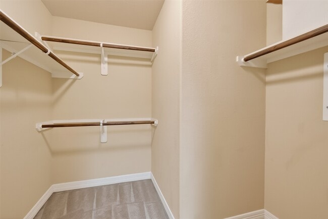 Building Photo - 7002 Casita Dr