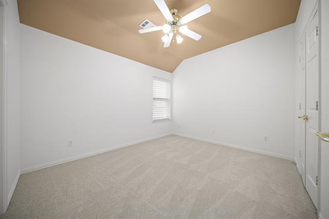 Building Photo - 15801 Waterview Dr