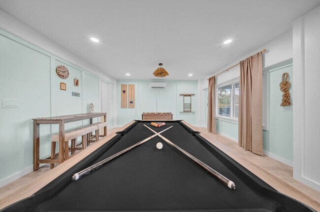 Building Photo - 555 S Gulf Dr