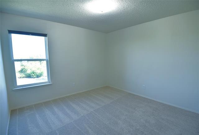 Building Photo - 3921 Lakeside Dr