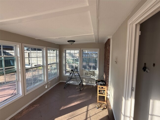 Building Photo - 4807 Eagle Trail Dr