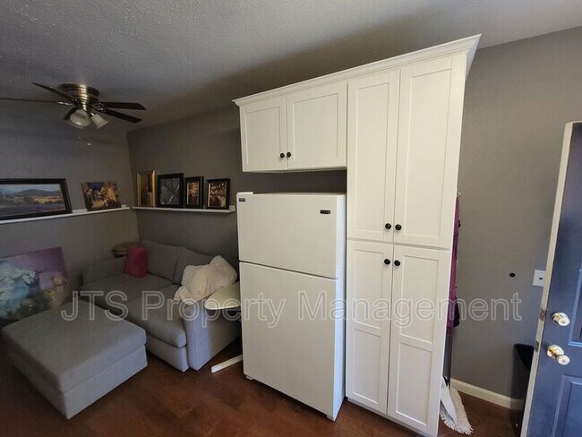 Building Photo - 1717 H St