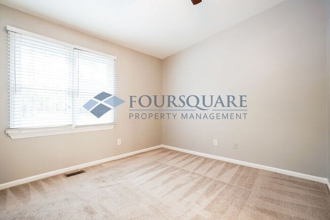 Building Photo - Bright 2-Bed / 2.5-Bath Townhome with Fireplace, Back Deck & Open Living – Convenient to Cary