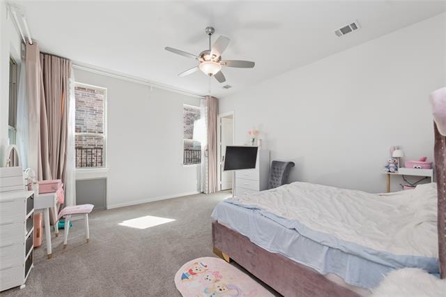 Building Photo - 7108 Royal View Dr