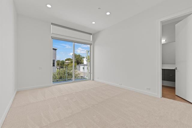 Building Photo - 4210 Delano Pl