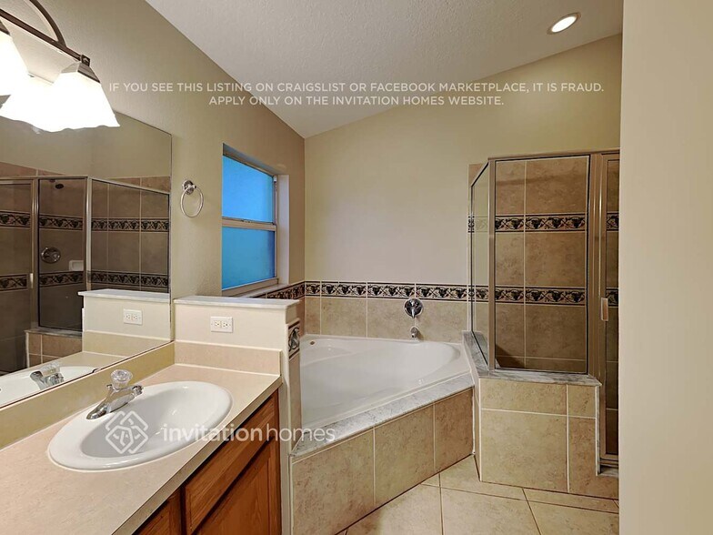 Building Photo - 2803 Latter Day Ct