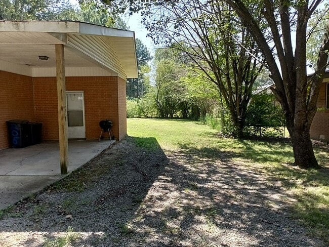 Building Photo - LEASED- 3/1 Home for lease @205 Trailwood,...