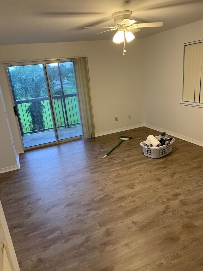 2360 SW Archer Rd 2360 SW Archer Rd Gainesville FL 32608 Apartment