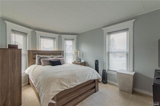 Building Photo - 1209 Boyd St