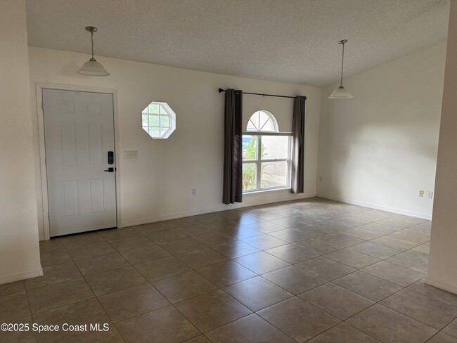 Building Photo - 1196 Meadow Lake Rd