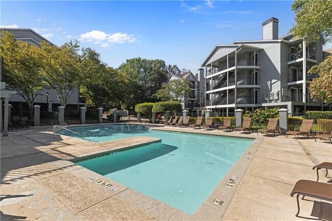 Building Photo - 640 Granville Ct