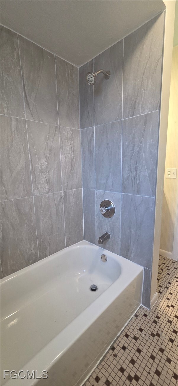 Building Photo - 3609 SE 9th Pl