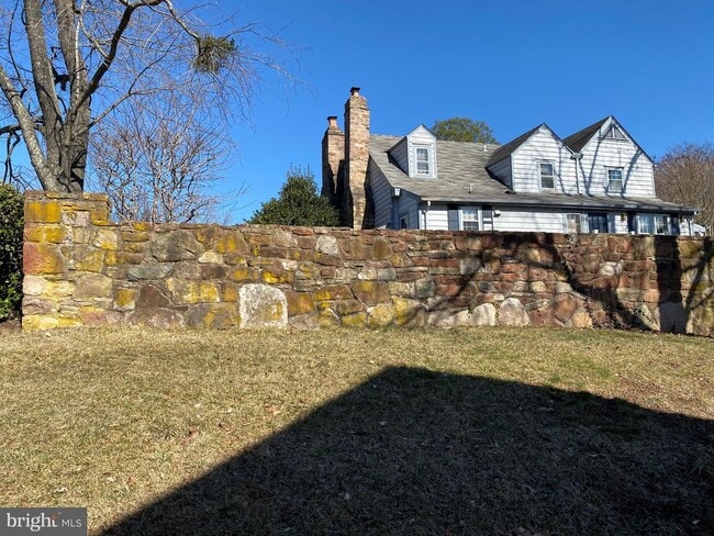 Building Photo - 5833 Orchard Hill Ct