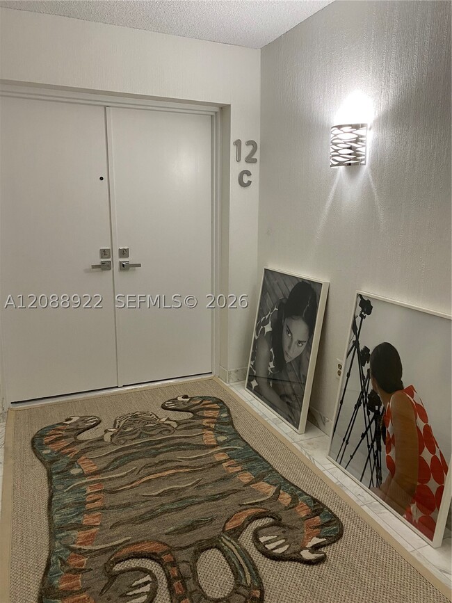 Building Photo - 881 Ocean Dr