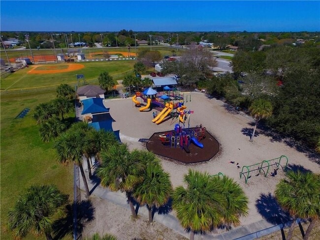 Building Photo - 1489 Whitmore St