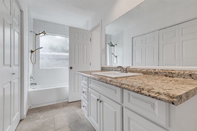 Building Photo - 4307 Eagle Fork Dr