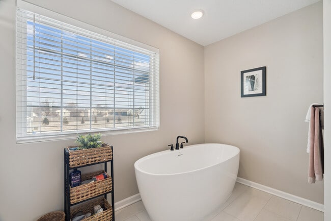 Building Photo - 1275 Priscilla Ct