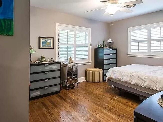 Building Photo - 3BD/2BA with a FLEX ROOM HOUSE IN WEST ASHLEY- Available June 1, 2026!