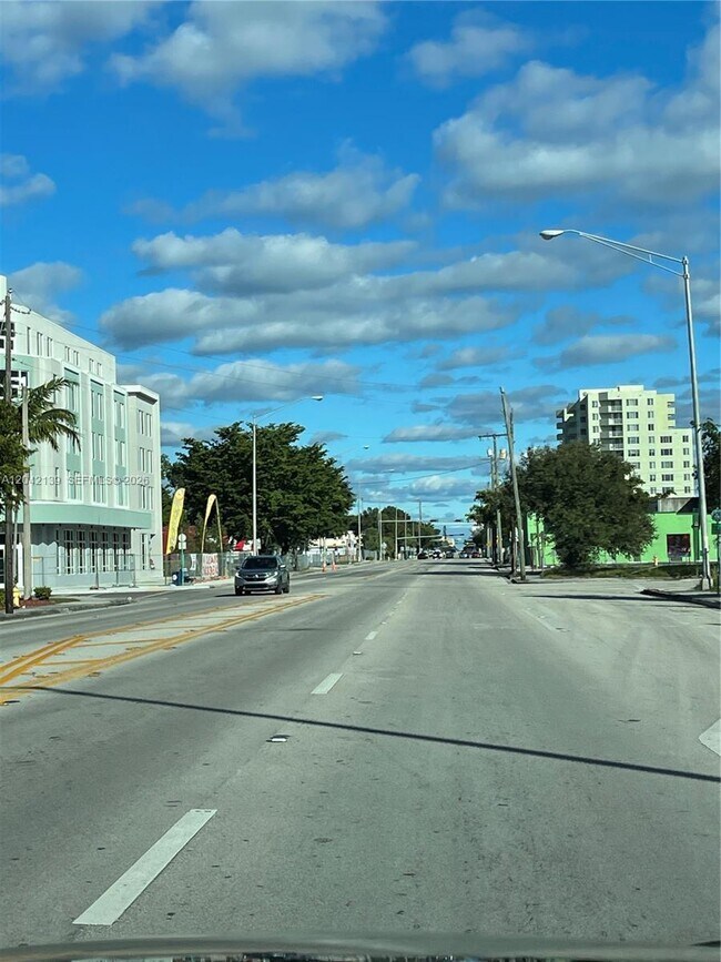 Building Photo - 2901 NW 50th St