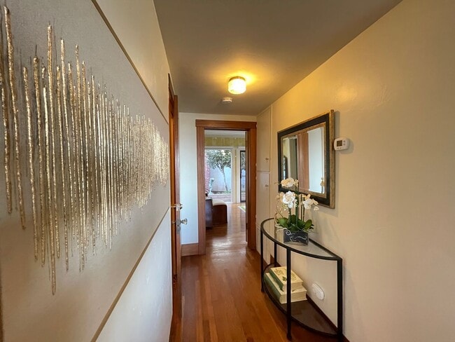 Building Photo - 189C-F-TL-CS