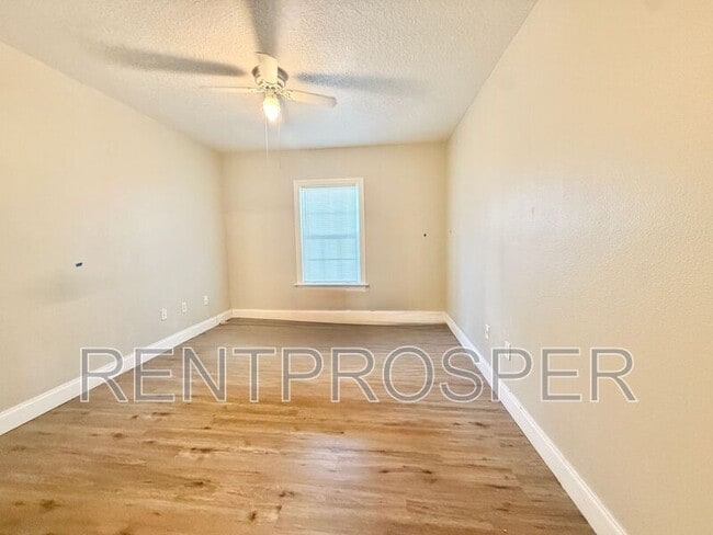 Building Photo - 6530 Swissco Dr