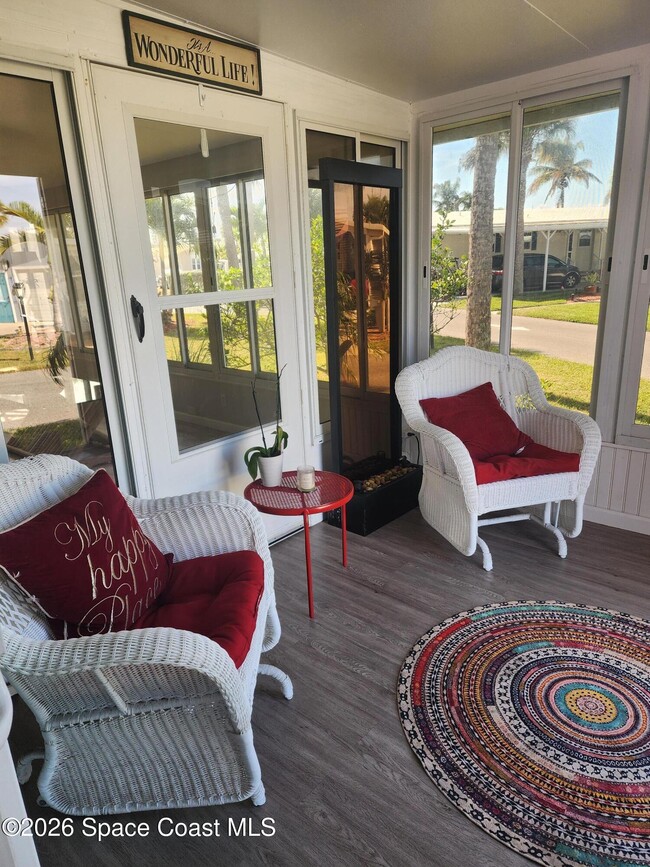 Building Photo - 380 Norwich Ln