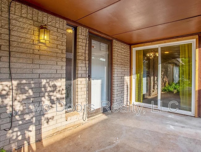 Primary Photo - 7110 NW 30th Terrace